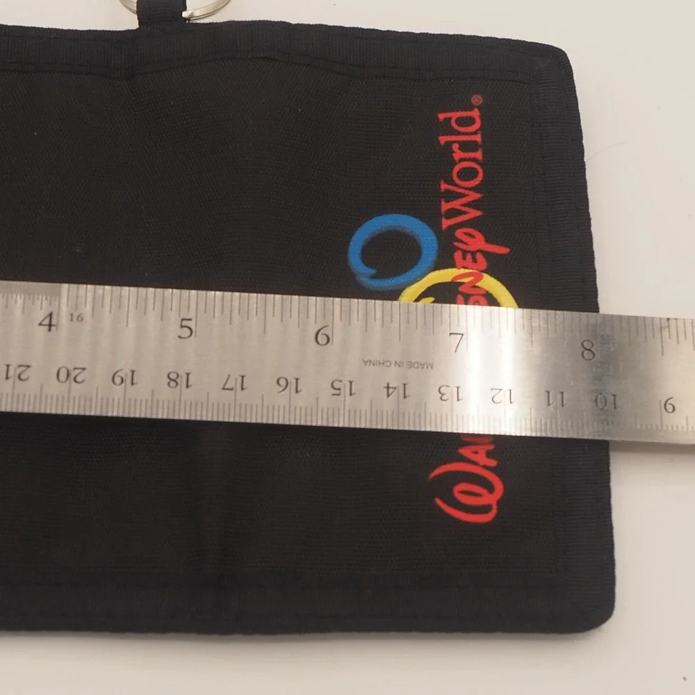 Vintage Walt Disney World Trifold Wallet Hook & Loop Closure Keyring Black